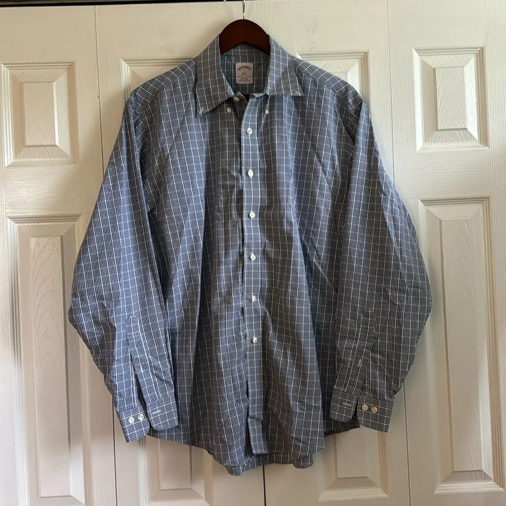 BROOKS BROTHERS Men’s dress shirts size L